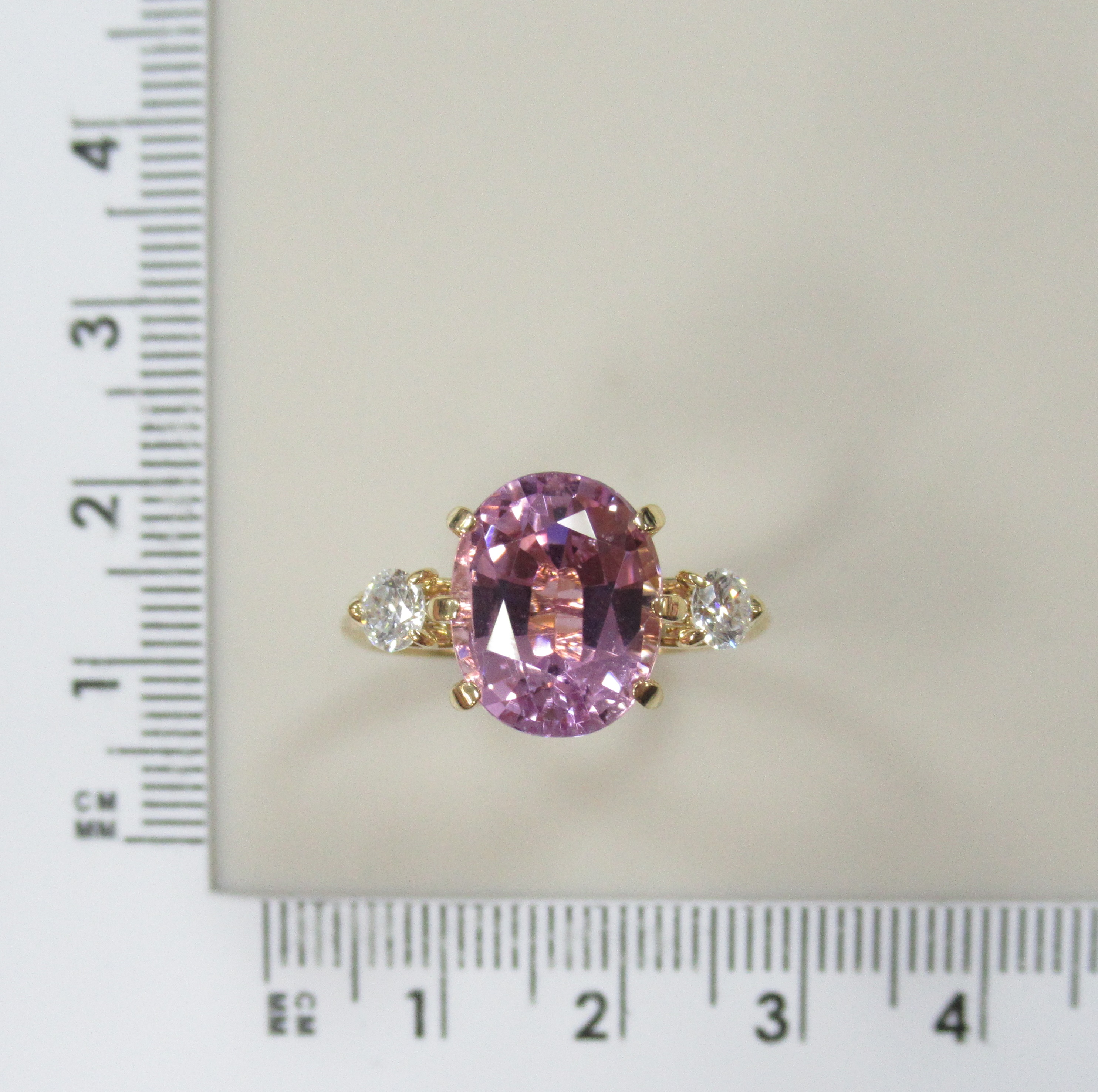 10311-001070 Кольцо (Au 750)